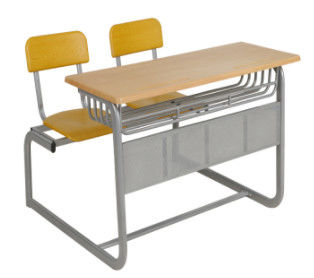 เฟอร์นิเจอร์โรงเรียนเหล็กทนทานกรอบโลหะรวมโต๊ะนักเรียนคู่และเก้าอี้